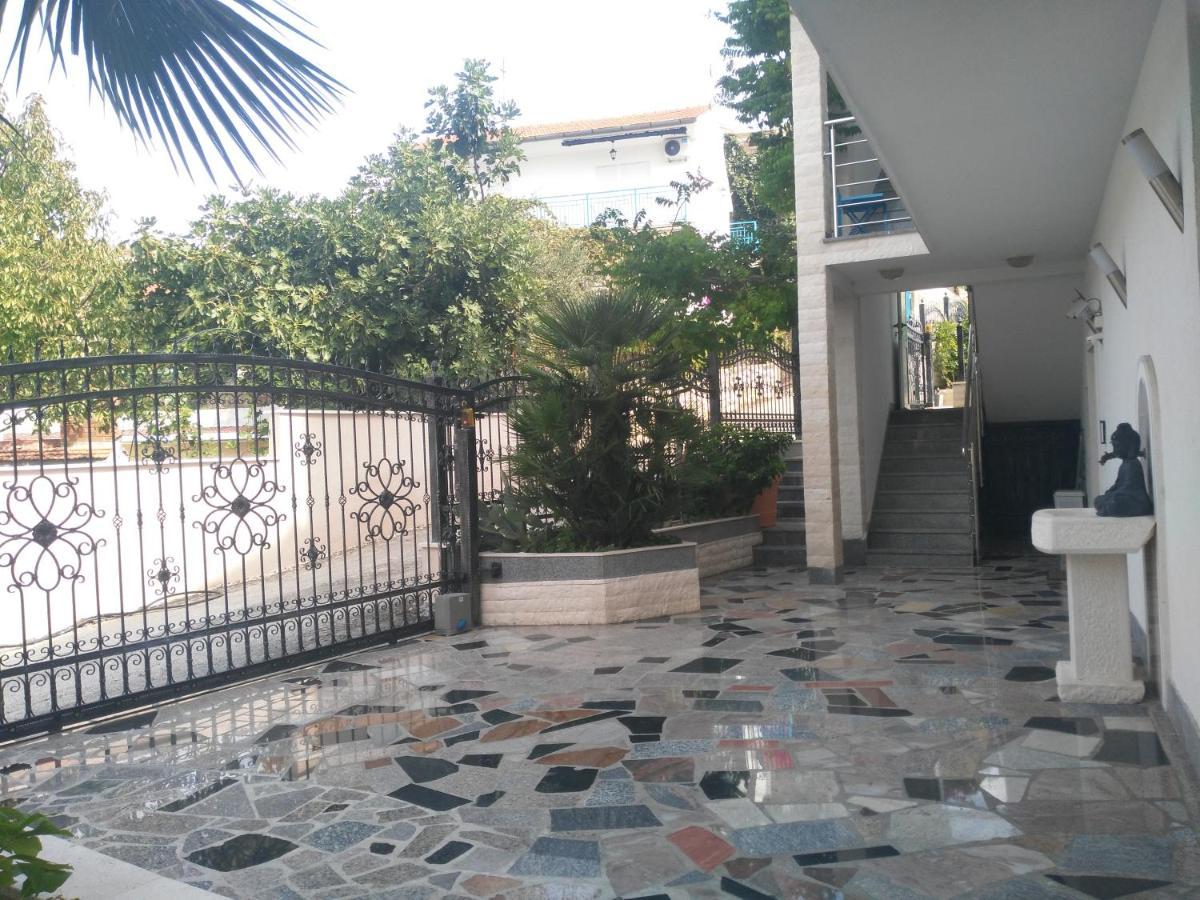 Villa Mira Τρογκίρ Εξωτερικό φωτογραφία