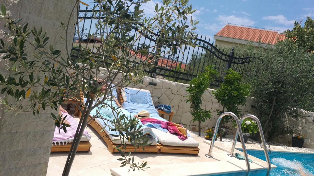Villa Mira Τρογκίρ Εξωτερικό φωτογραφία