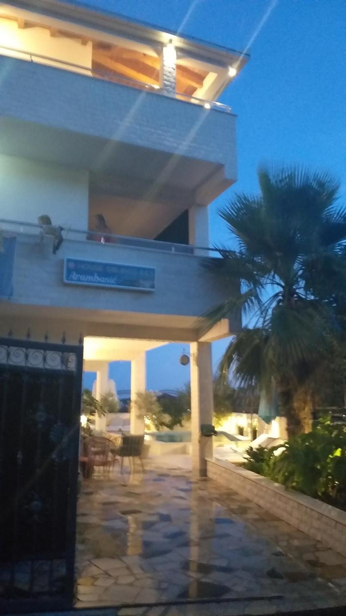 Villa Mira Τρογκίρ Δωμάτιο φωτογραφία