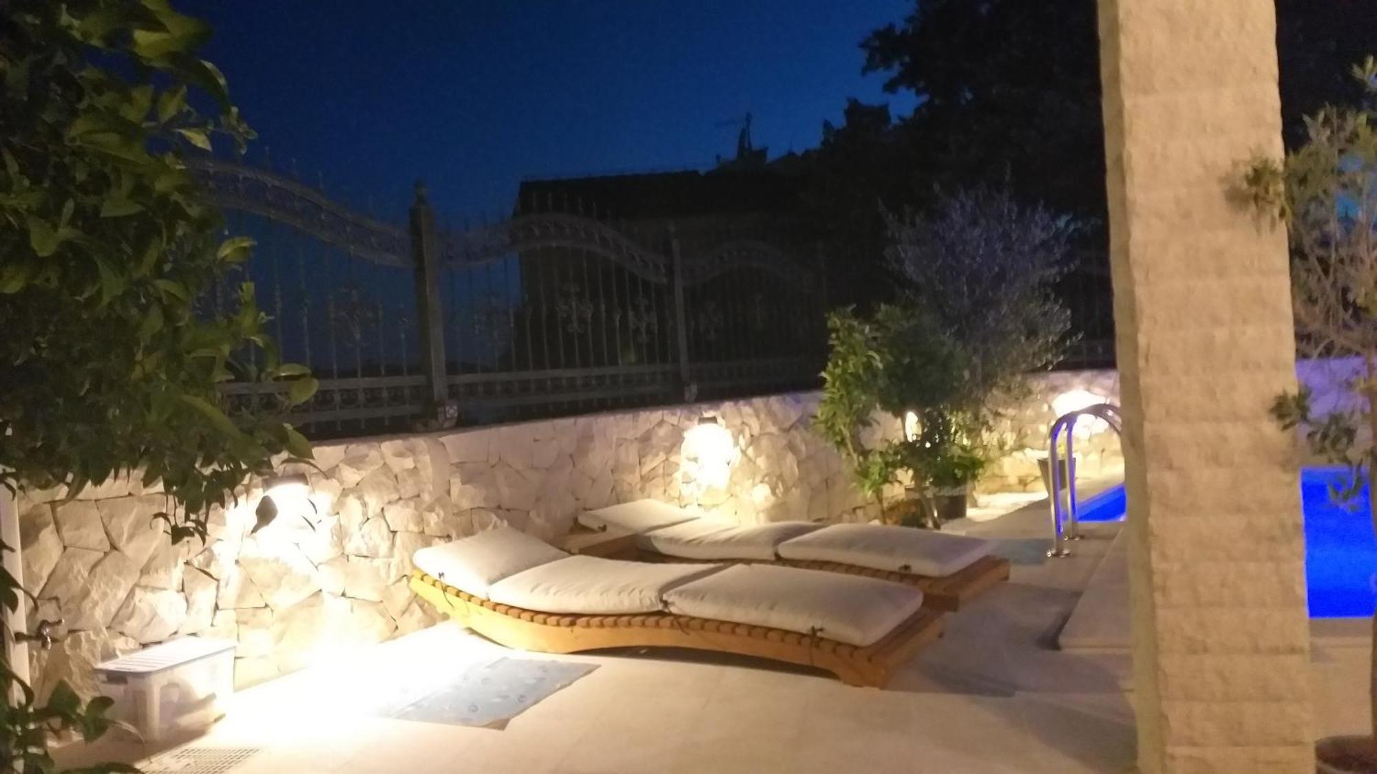 Villa Mira Τρογκίρ Δωμάτιο φωτογραφία